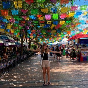 Meet your Posher, Kasidee